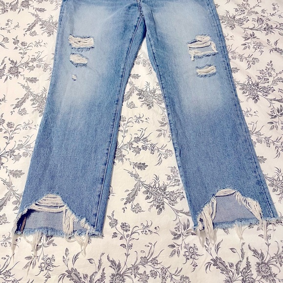 NWOT JCrew Slouchy Boyfriend Jeans in Rocky Wash - Sold out online! - Picture 3 of 11